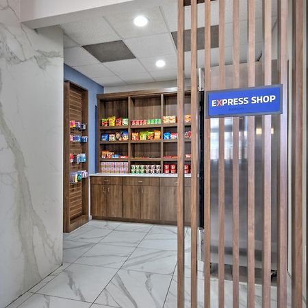 Holiday Inn Express - Dallas Downtown By Ihg מראה חיצוני תמונה