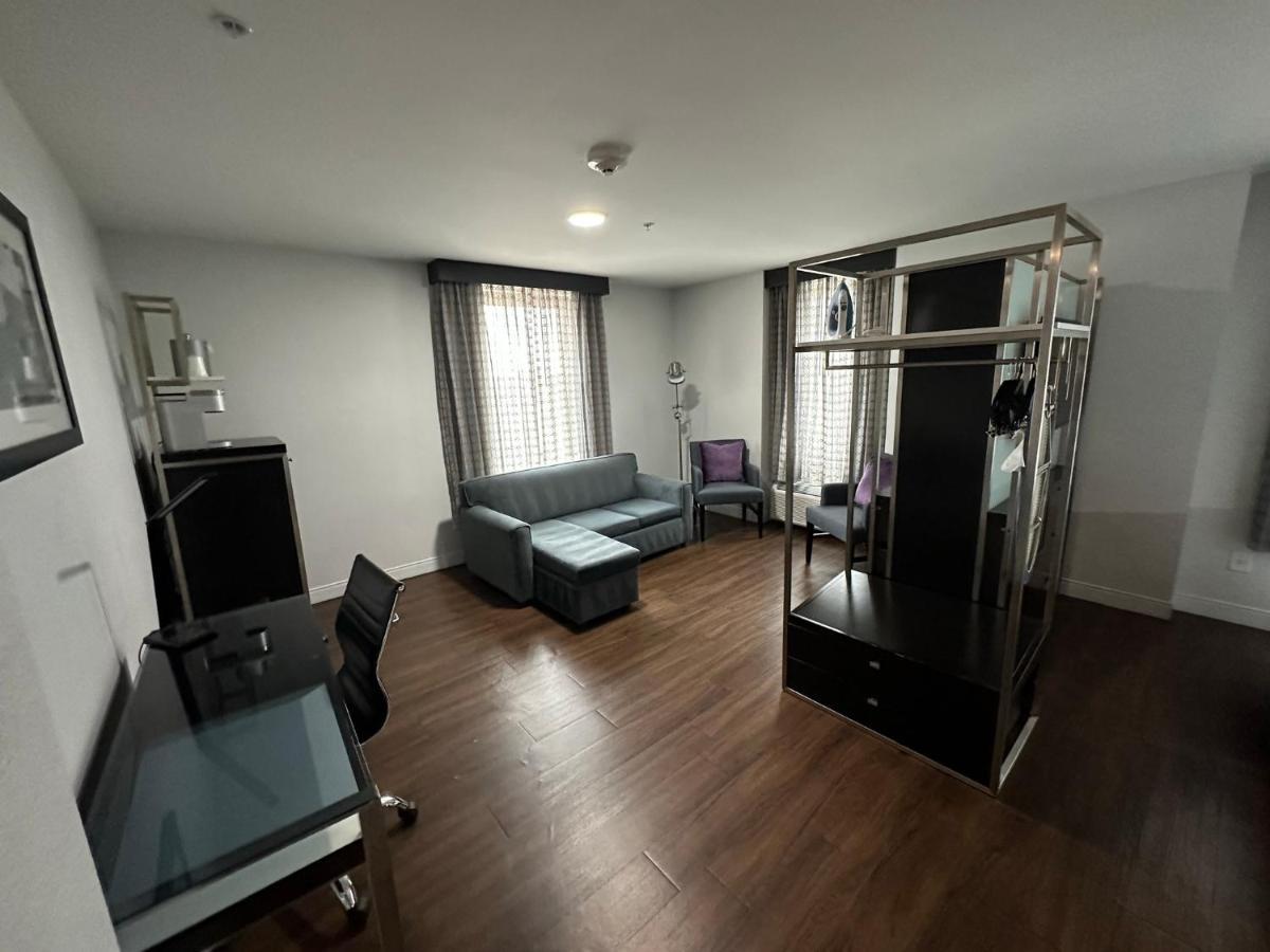 Holiday Inn Express - Dallas Downtown By Ihg מראה חיצוני תמונה