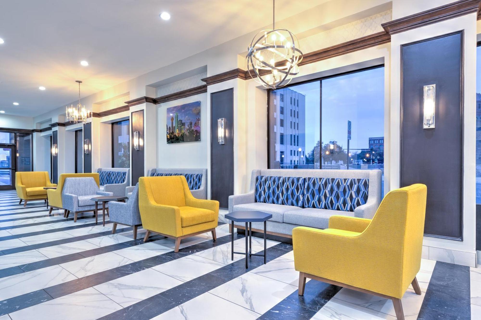 Holiday Inn Express - Dallas Downtown By Ihg מראה חיצוני תמונה